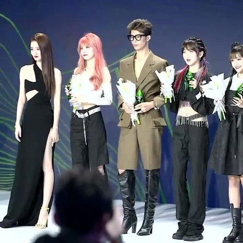 明星网红同框拍戏,影视界新潮流来袭