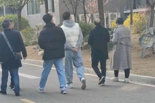 市场吃瓜热门事件,揭秘近期市场热议事件背后的真相