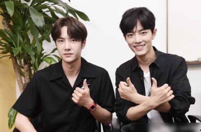 明星娱乐圈吃瓜博君一肖,娱乐圈的甜蜜瓜田，明星们的甜蜜互动揭秘