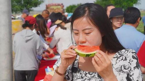 166fun吃瓜热门大学生,揭秘热门大学生背后的故事