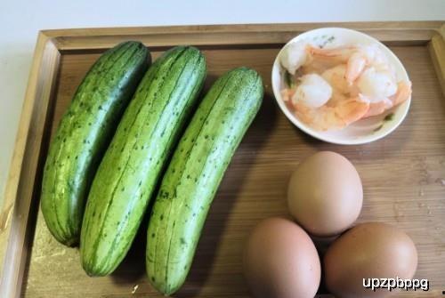 很火的热门吃瓜事件叫什么,揭秘火爆吃瓜事件背后的真相