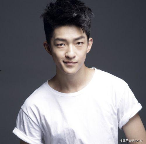 娱乐圈吃瓜爆料林彦俊,娱乐圈风云再起，吃瓜爆料揭秘背后真相