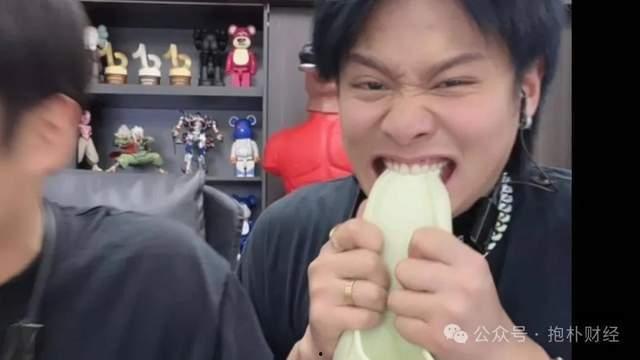 小杨哥olay女主角吃瓜爆料,揭秘娱乐圈幕后真相