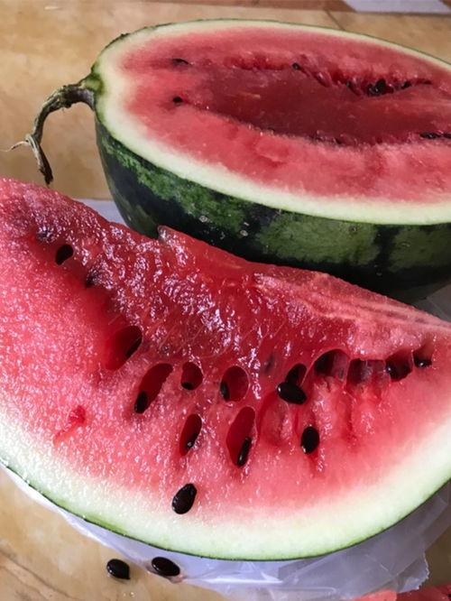 蛋哥吃瓜爆料图片高清大图,高清大图解析吃瓜事件幕后真相