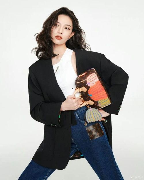 明星网红西服图片女,明星同款，时尚女生必备