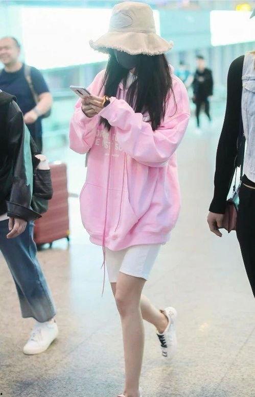 明星网红短裤穿搭,明星网红短裤穿搭指南