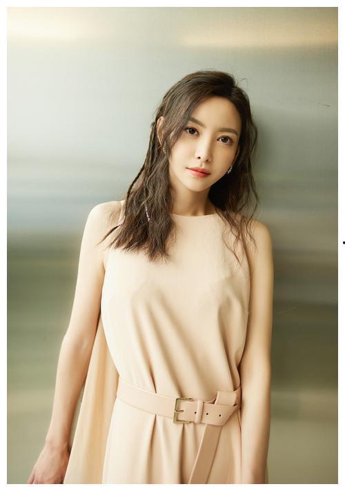 女明星网红合拍视频,甜蜜合拍视频引网友热议