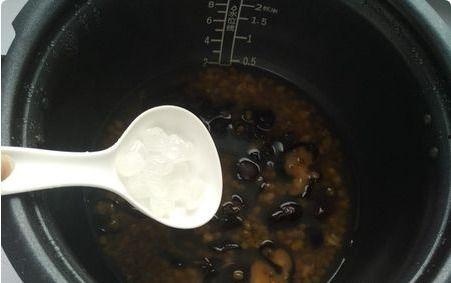 绿豆和黑蜜瓜一起吃吗