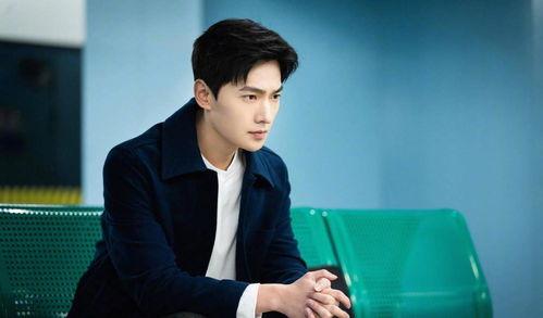 吃瓜爆料杨洋迪丽热巴,吃瓜群众热议恋情真相